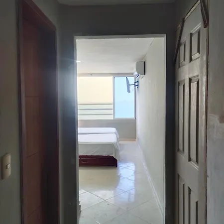 Apartamento Vista Al Mar Con Balcon Cartagena