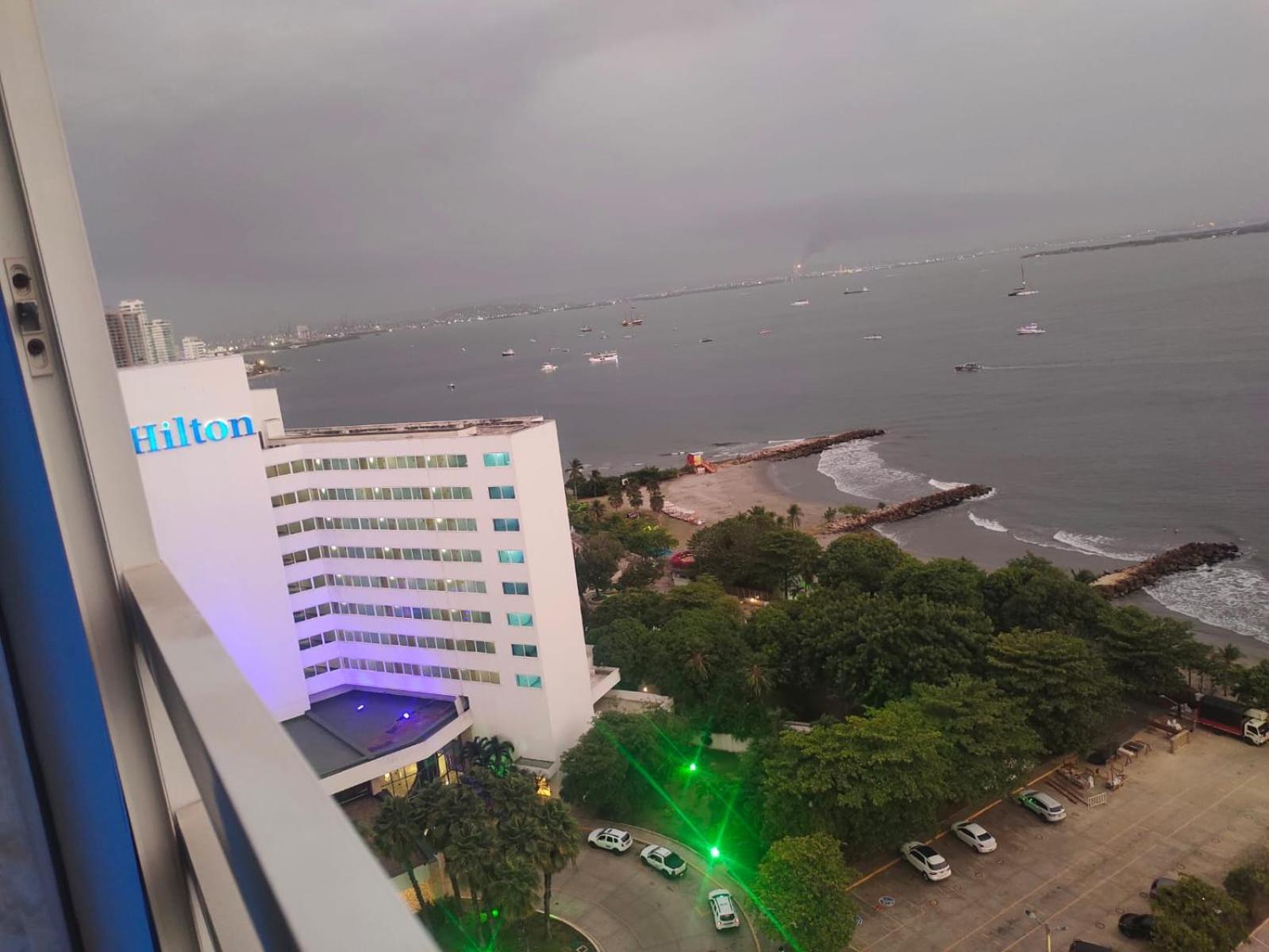 Apartamento vista al mar con balcon Apartamento